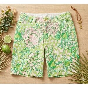Lilly Pulitzer Women’s Shorts Style 12702 Floral Print 9” Inseam Size 2 Resort